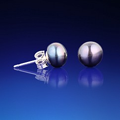 Klasické stříbrné náušnice s černou perlou